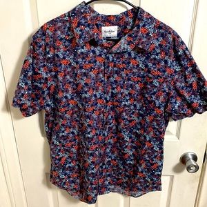 Floral Print Short Sleeve Button Up